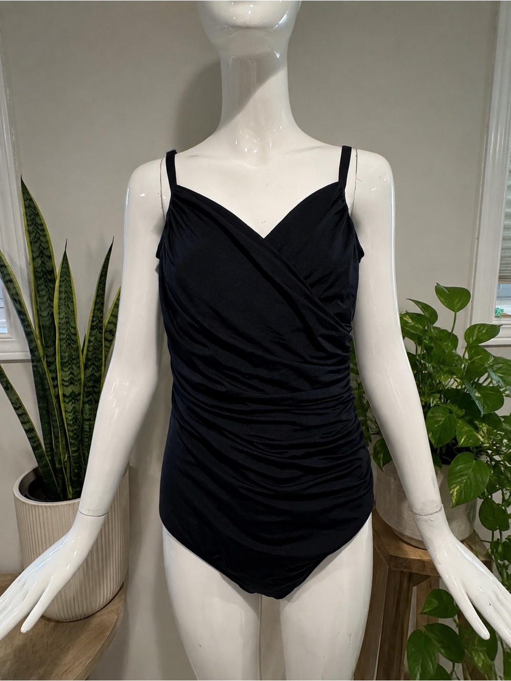 Jantzen Classics Black Ruched One Piece Swimsuit Tummy Control Adjustable Straps